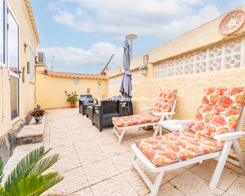 Wederverkoop - Vrijstaande Villa - Urb. La Marina