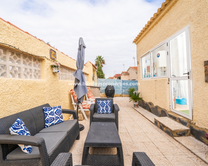 Wederverkoop - Vrijstaande Villa - Urb. La Marina