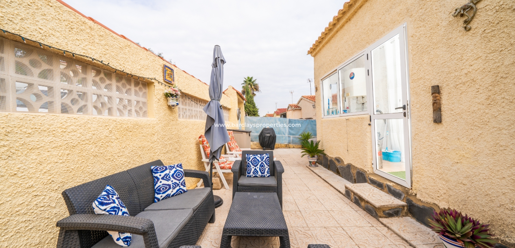 Wederverkoop - Vrijstaande Villa - Urb. La Marina