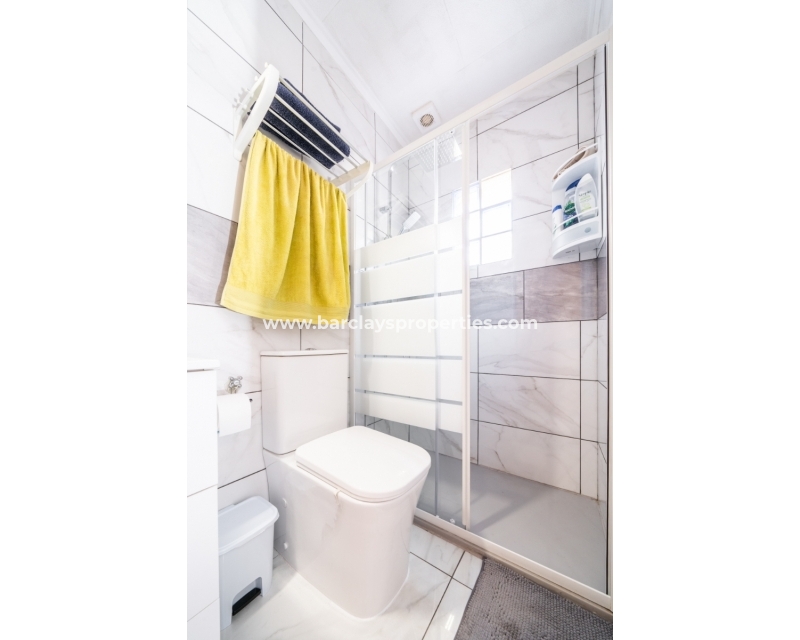 Wederverkoop - Vrijstaande Villa - Urb. La Marina