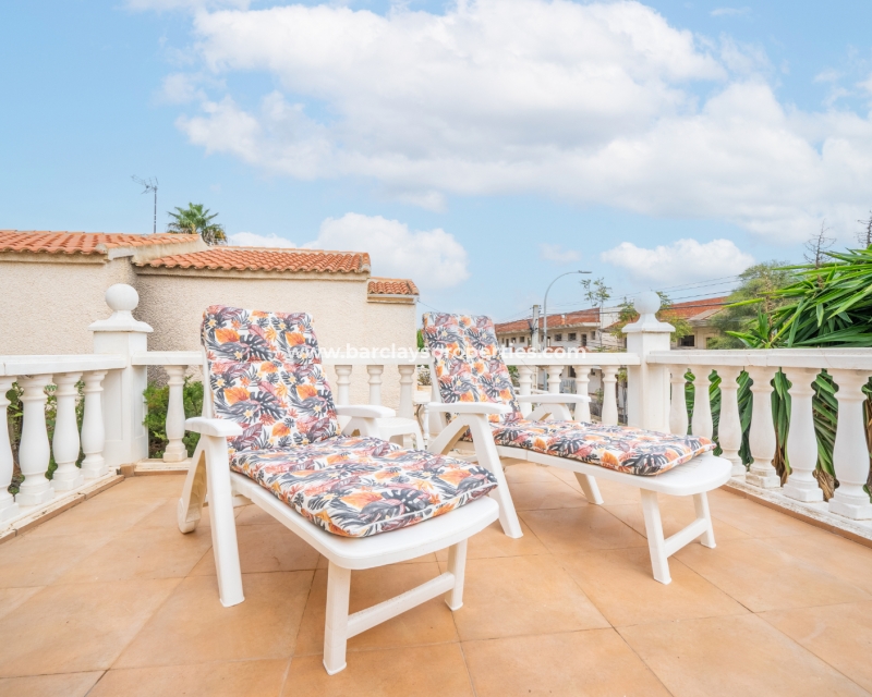 Wederverkoop - Vrijstaande Villa - Urb. La Marina