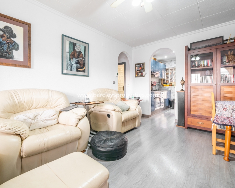 Wederverkoop - Vrijstaande Villa - Urb. La Marina