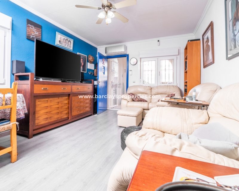 Wederverkoop - Vrijstaande Villa - Urb. La Marina