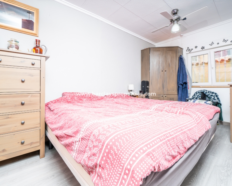 Wederverkoop - Vrijstaande Villa - Urb. La Marina