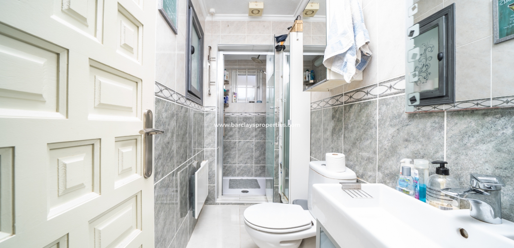 Wederverkoop - Vrijstaande Villa - Urb. La Marina