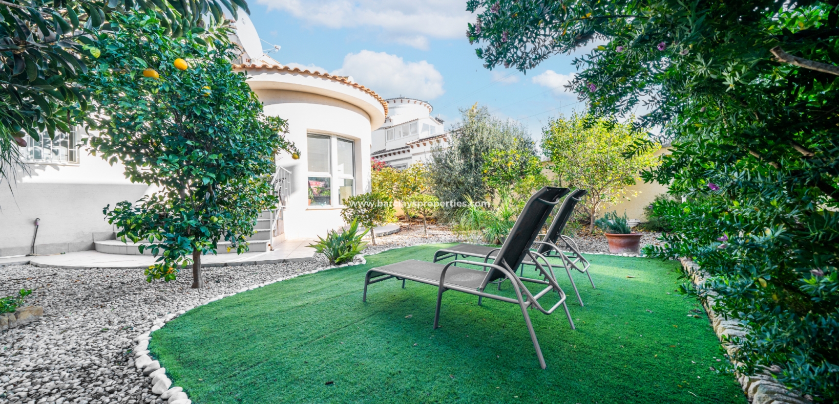 Wederverkoop - Vrijstaande Villa - Urb. La Marina