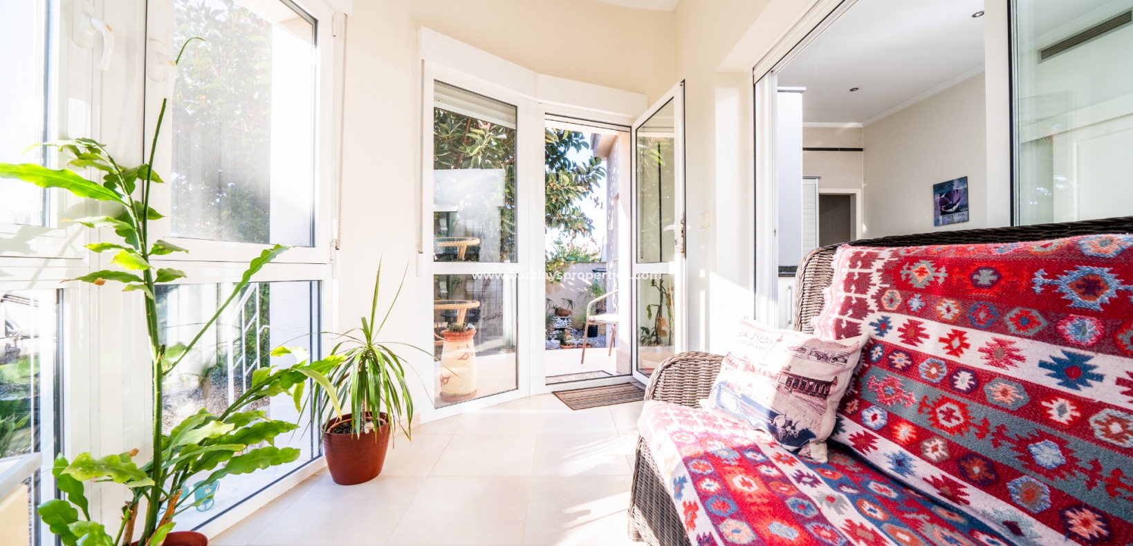 Wederverkoop - Vrijstaande Villa - Urb. La Marina