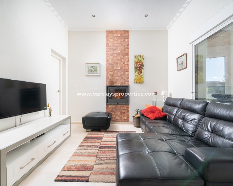 Wederverkoop - Vrijstaande Villa - Urb. La Marina