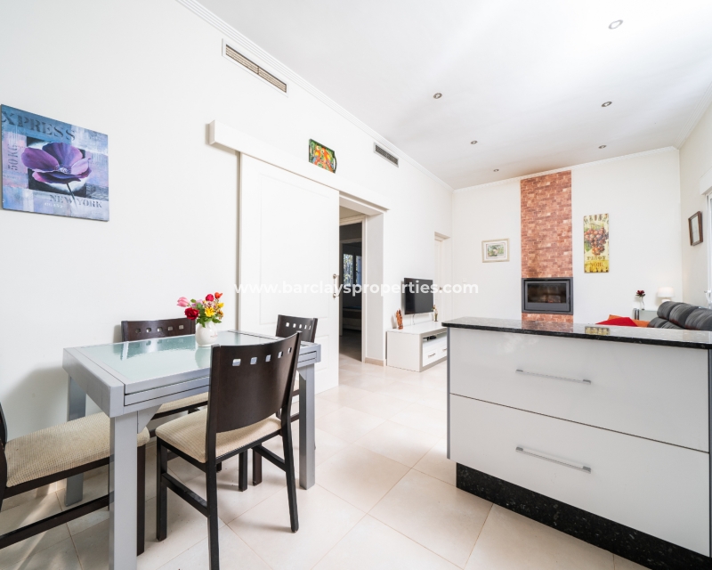 Wederverkoop - Vrijstaande Villa - Urb. La Marina