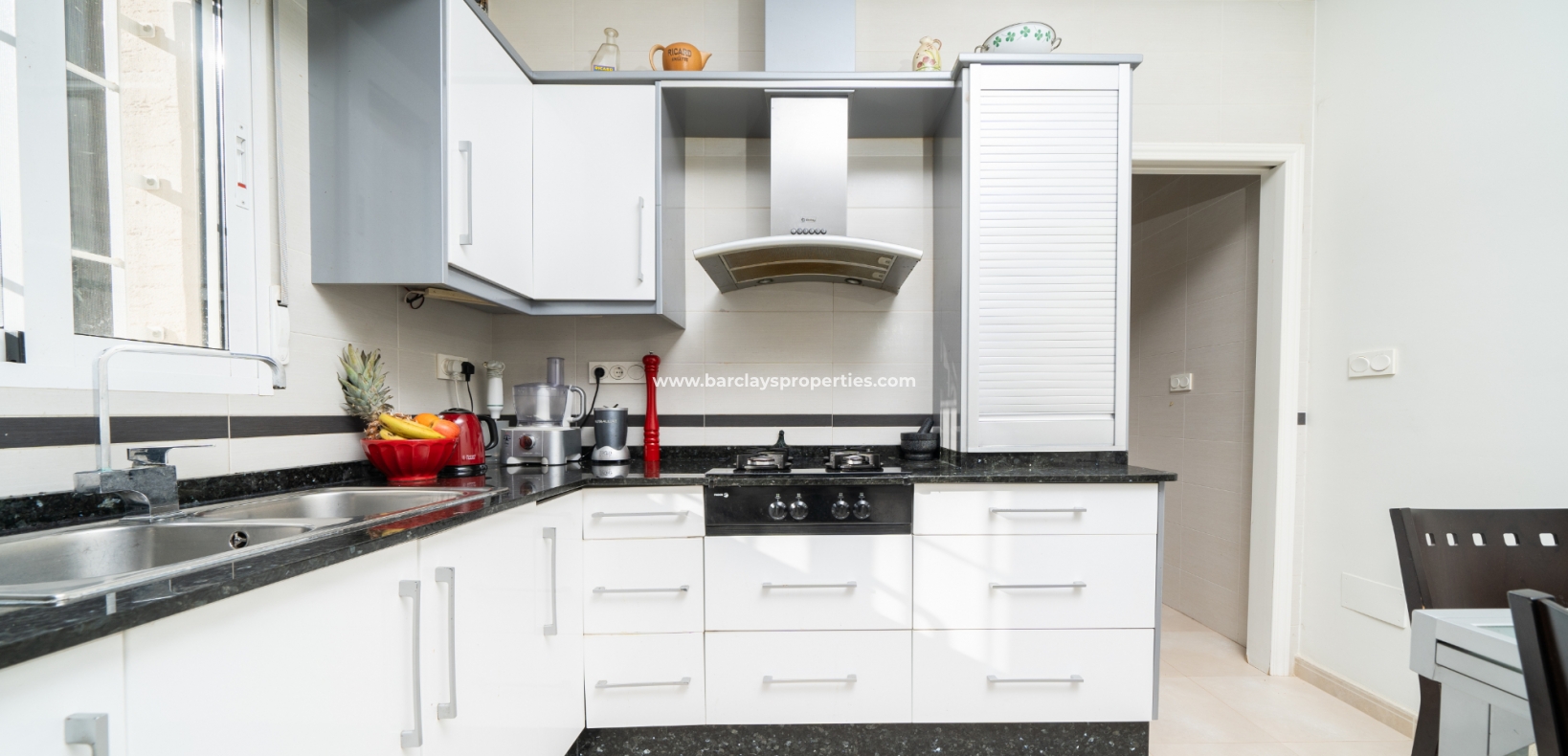 Wederverkoop - Vrijstaande Villa - Urb. La Marina