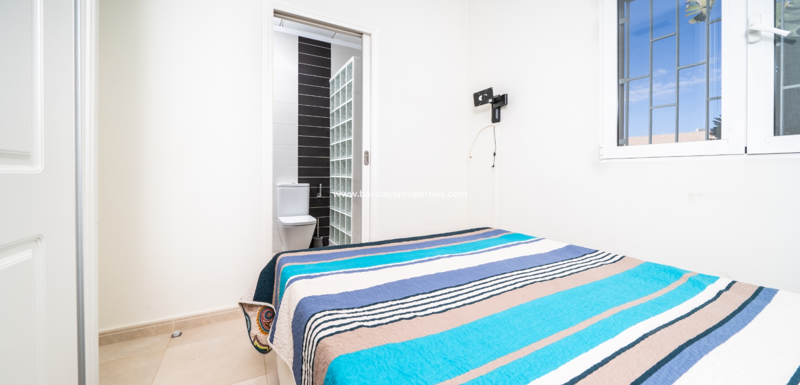 Wederverkoop - Vrijstaande Villa - Urb. La Marina