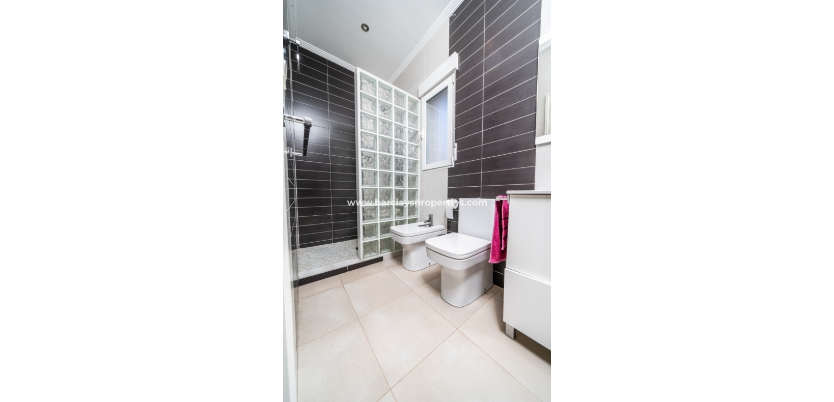 Wederverkoop - Vrijstaande Villa - Urb. La Marina