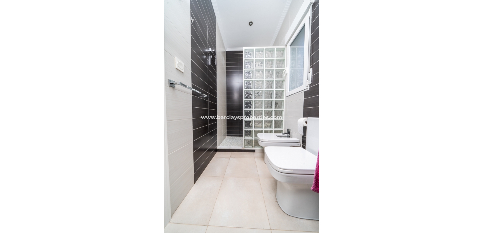 Wederverkoop - Vrijstaande Villa - Urb. La Marina