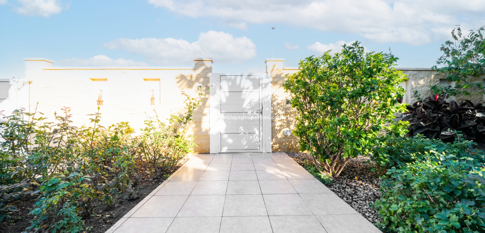 Wederverkoop - Vrijstaande Villa - Urb. La Marina