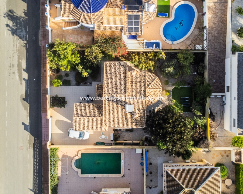 Wederverkoop - Vrijstaande Villa - Urb. La Marina