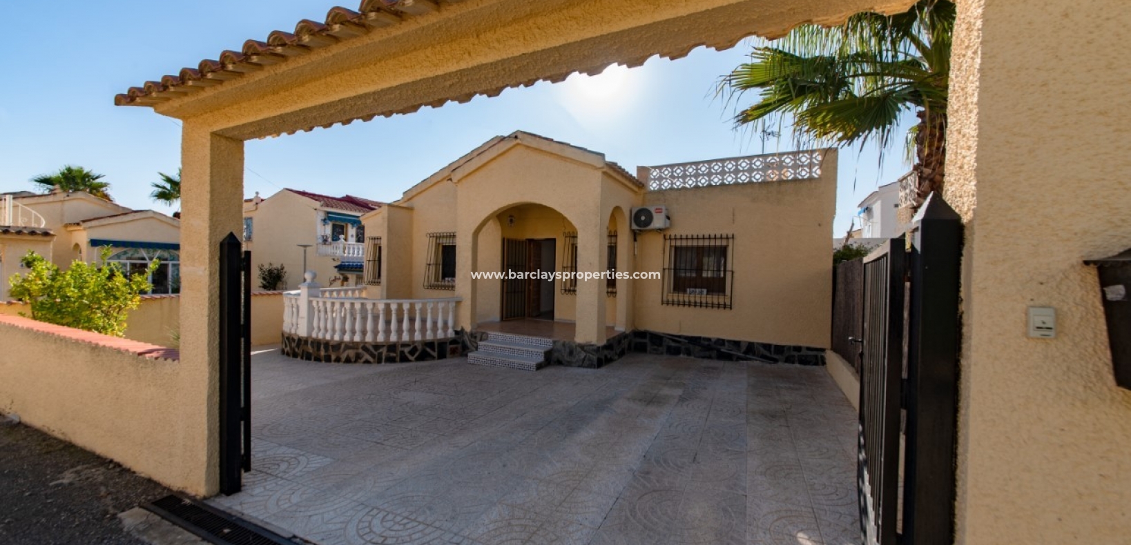 Wederverkoop - Vrijstaande Villa - Urb. La Marina