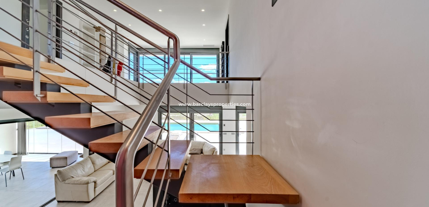 Wederverkoop - Vrijstaande Villa - Urb. La Marina