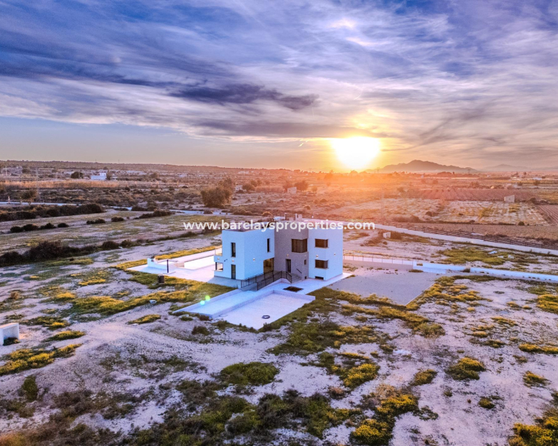 Wederverkoop - Vrijstaande Villa - Urb. La Marina