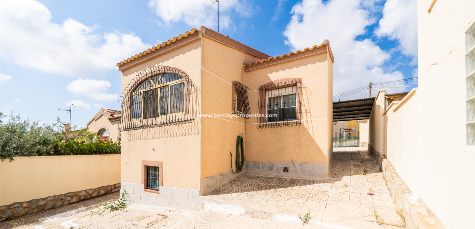 Wederverkoop - Vrijstaande Villa - Urb. La Marina