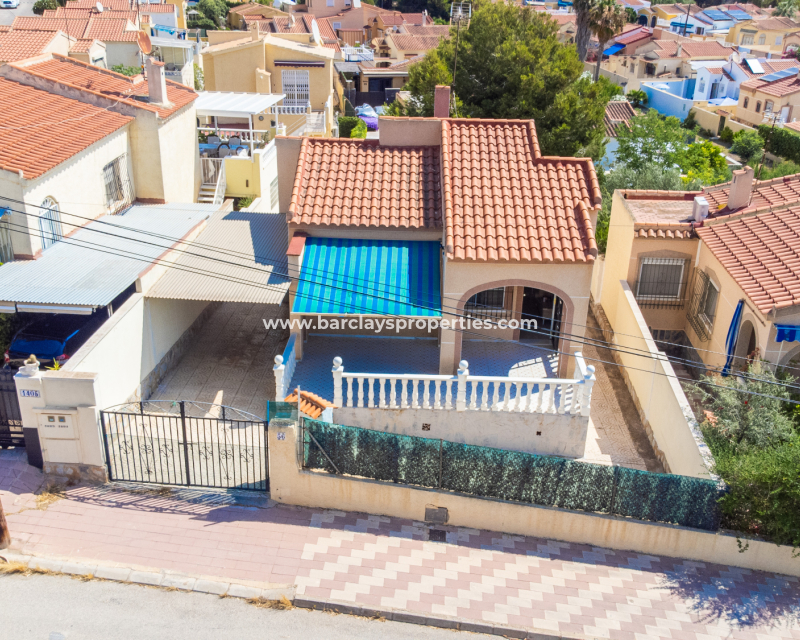 Wederverkoop - Vrijstaande Villa - Urb. La Marina