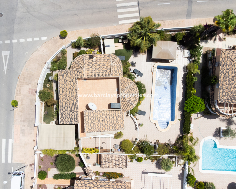 Wederverkoop - Vrijstaande Villa - Urb. La Marina