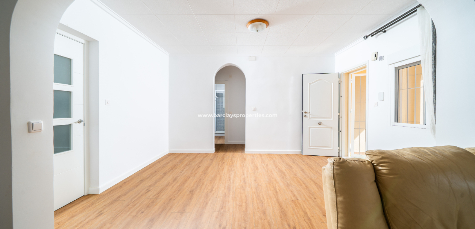 Wederverkoop - Vrijstaande Villa - Urb. La Marina