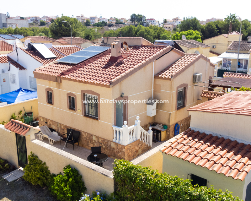 Wederverkoop - Vrijstaande Villa - Urb. La Marina