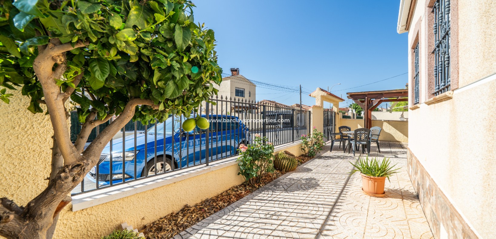 Wederverkoop - Vrijstaande Villa - Urb. La Marina