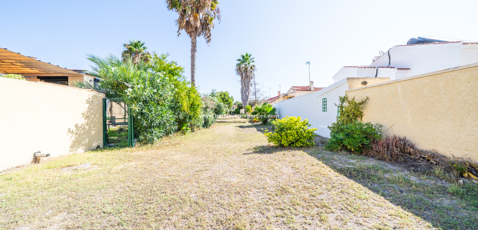 Wederverkoop - Vrijstaande Villa - Urb. La Marina