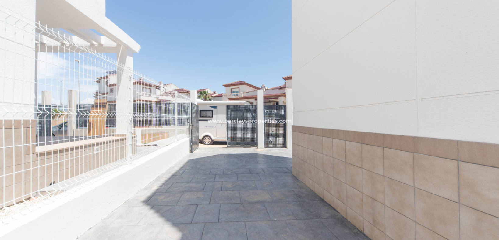 Wederverkoop - Vrijstaande Villa - Urb. La Marina