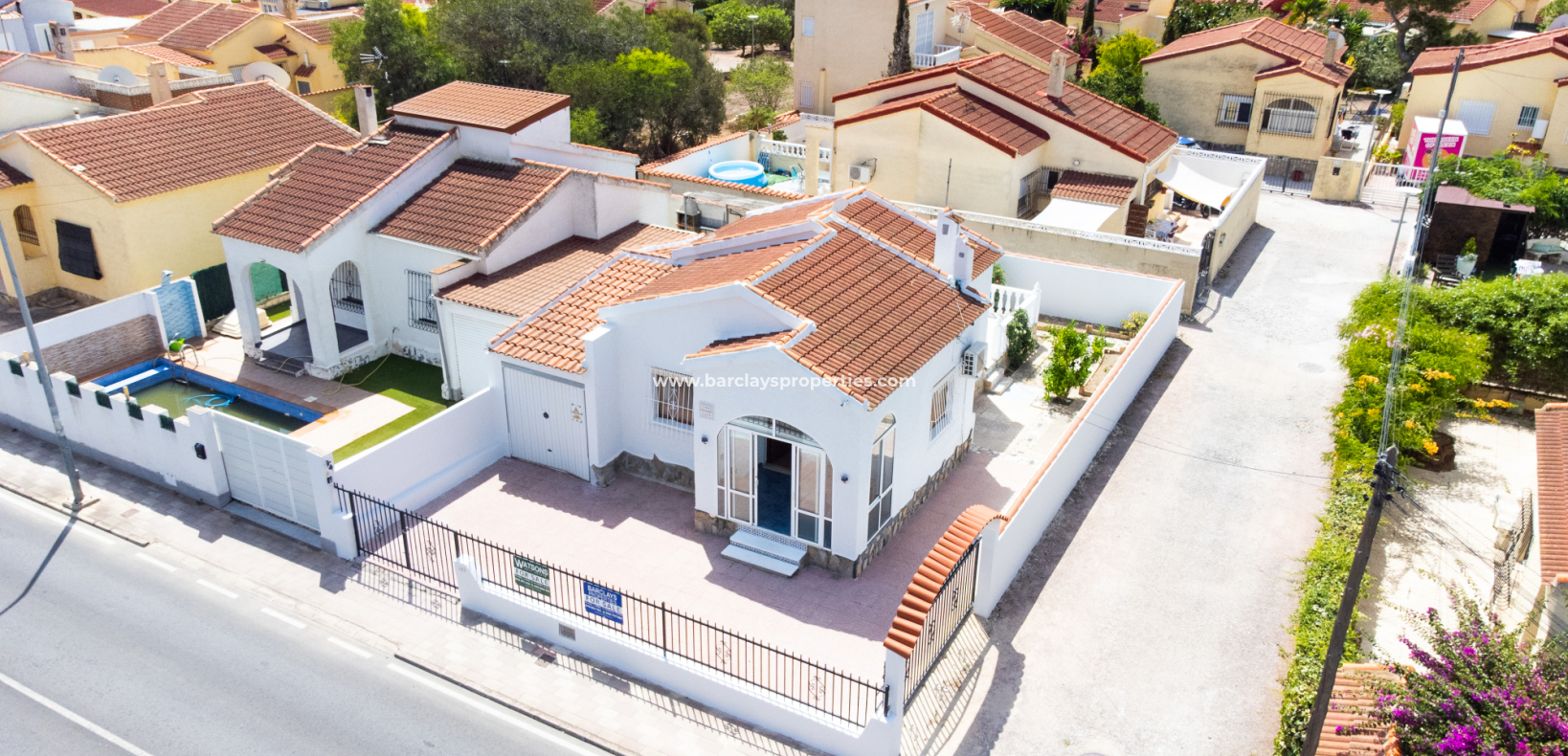 Wederverkoop - Vrijstaande Villa - Urb. La Marina