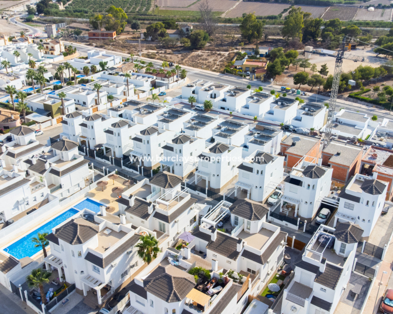 Wederverkoop - Vrijstaande Villa - Urb. La Marina