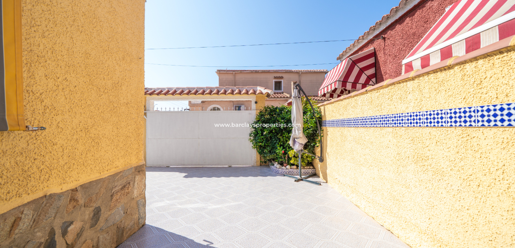 Wederverkoop - Vrijstaande Villa - Urb. La Marina