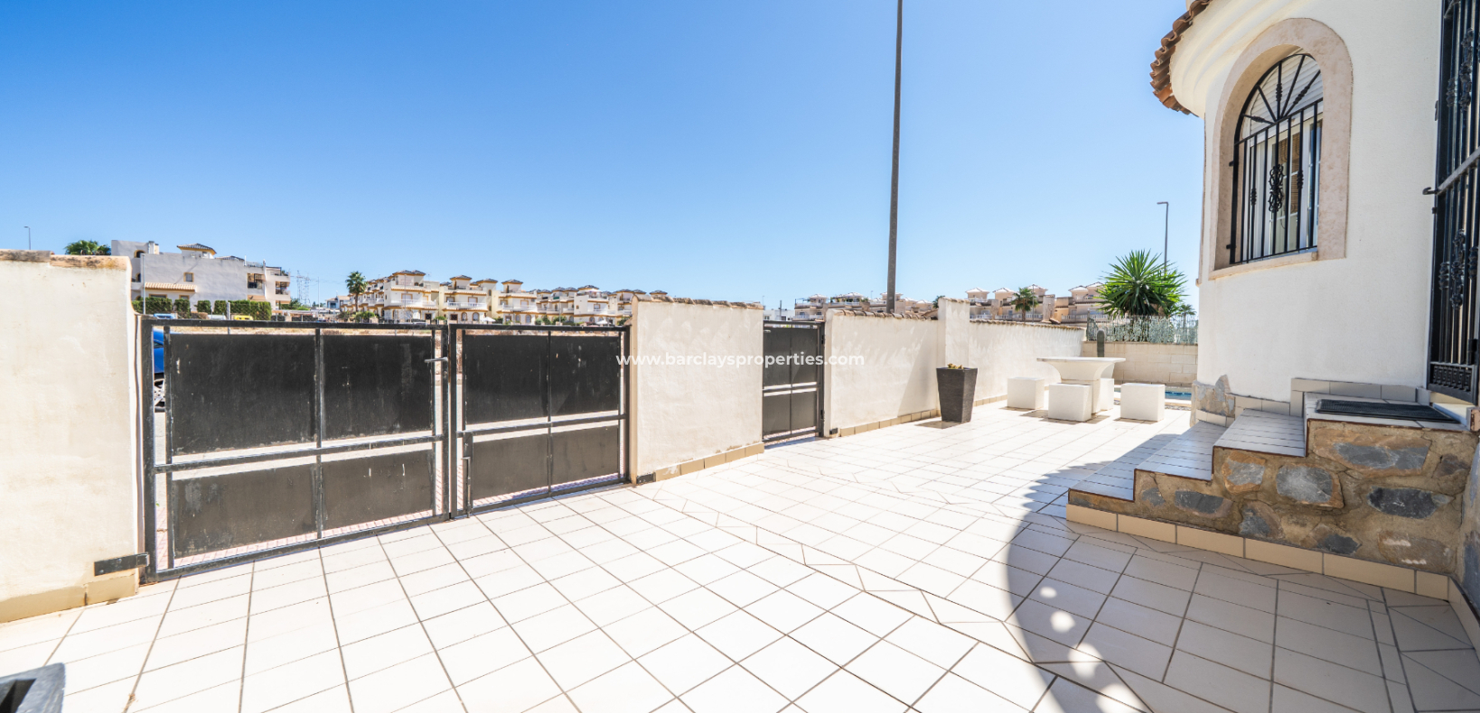 Wederverkoop - Vrijstaande Villa - Urb. La Marina