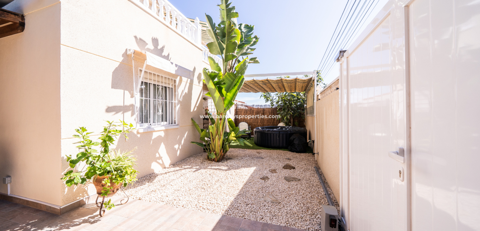 Wederverkoop - Vrijstaande Villa - Urb. La Marina