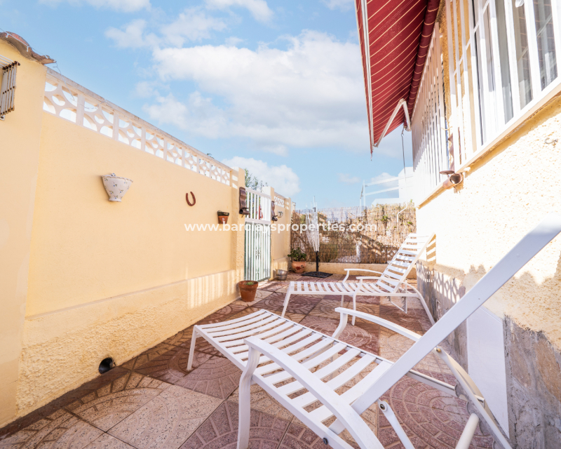 Wederverkoop - Vrijstaande Villa - Urb. La Marina