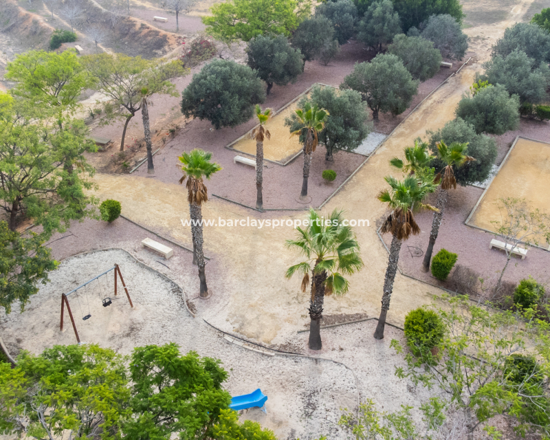 Wederverkoop - Vrijstaande Villa - Urb. La Marina