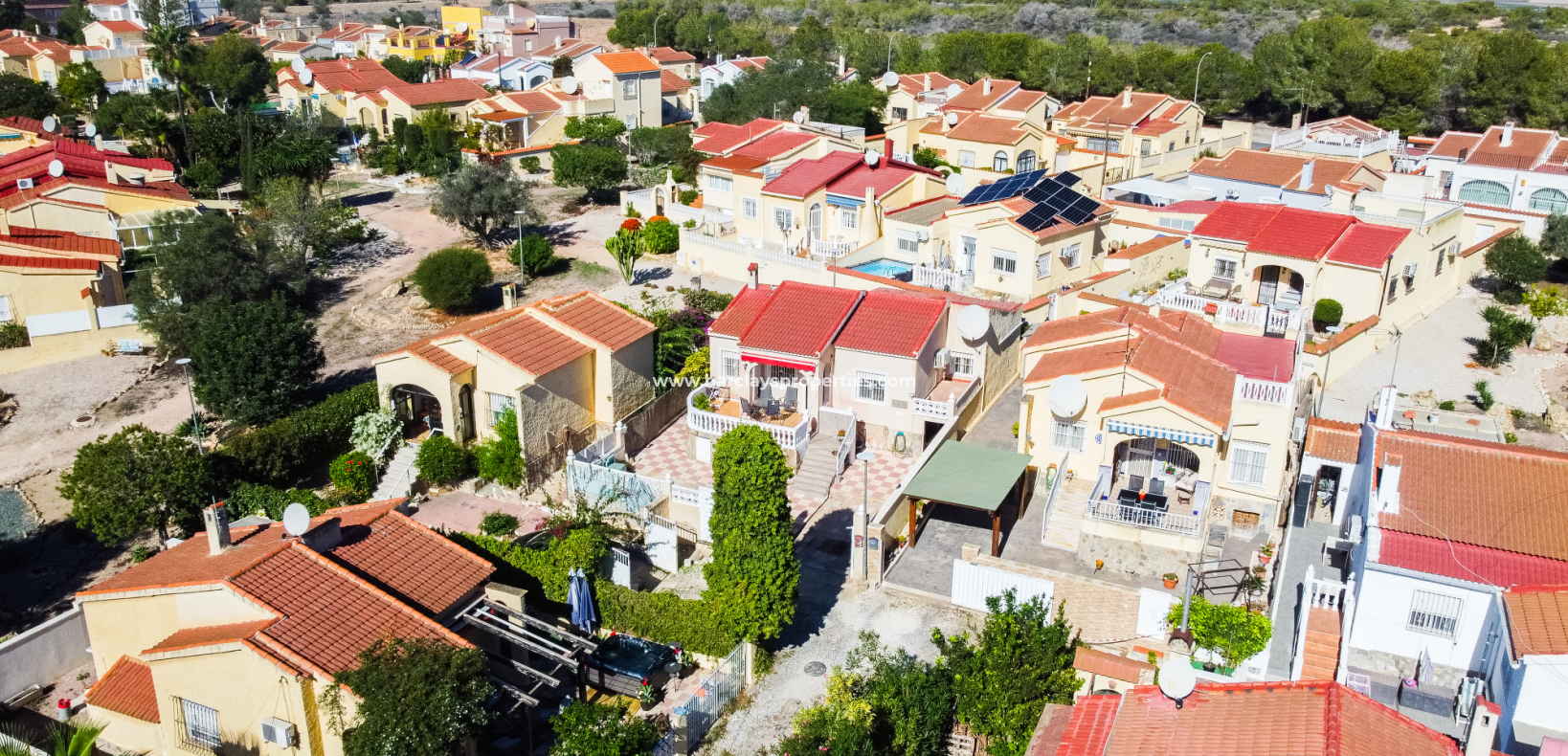 Wederverkoop - Vrijstaande Villa - Urb. La Marina