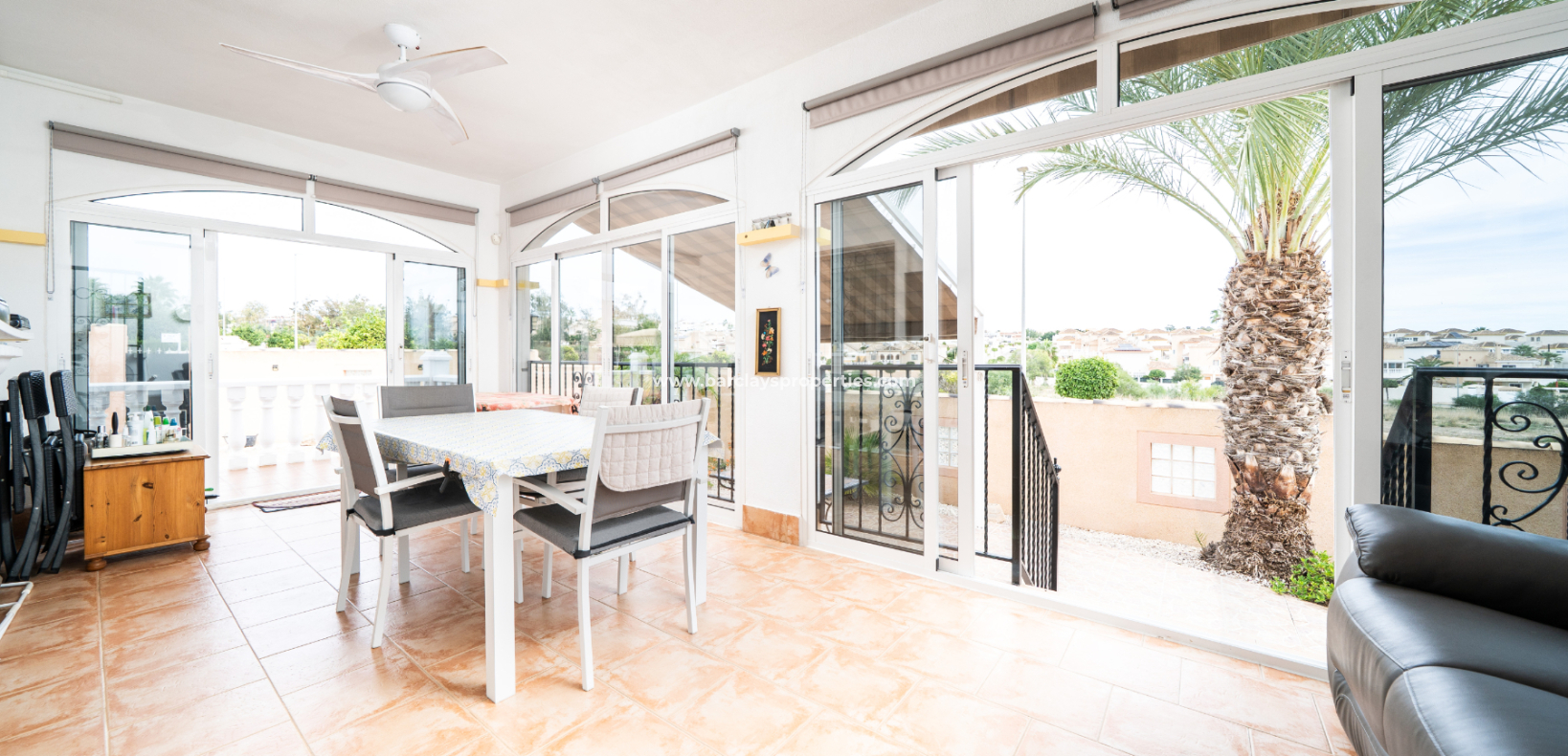 Wederverkoop - Vrijstaande Villa - Urb. La Marina