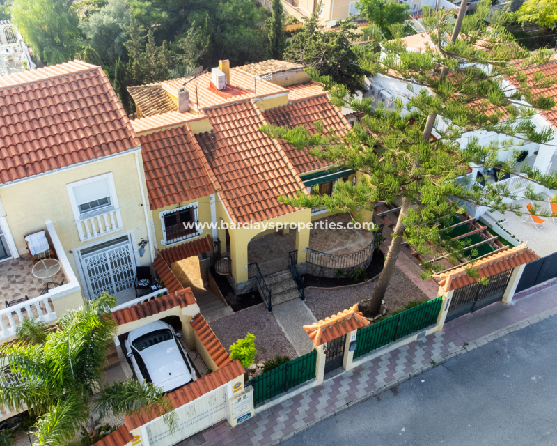 Wederverkoop - Vrijstaande Villa - Urb. La Marina