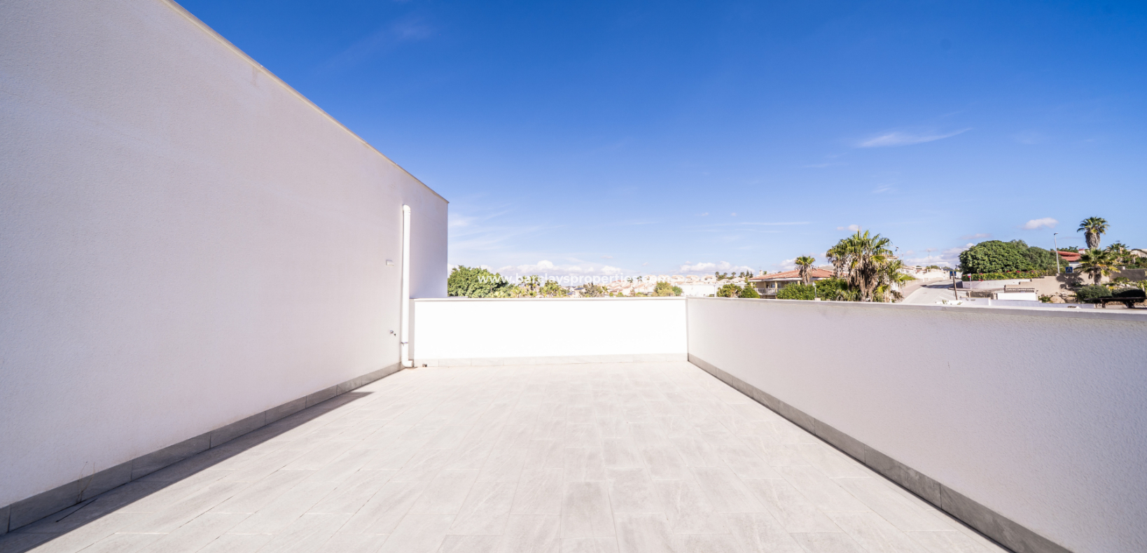 Wederverkoop - Vrijstaande Villa - Urb. La Marina