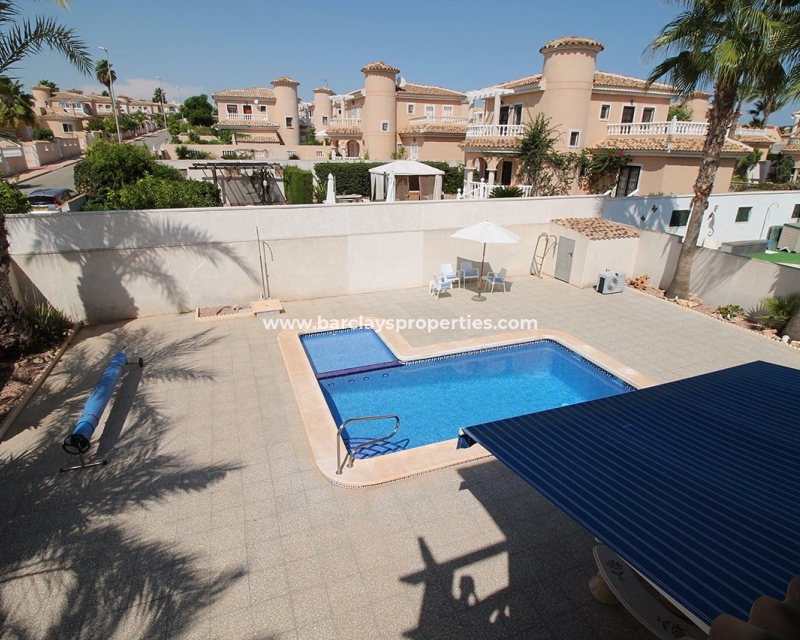 Wederverkoop - Vrijstaande Villa - Urb. La Marina