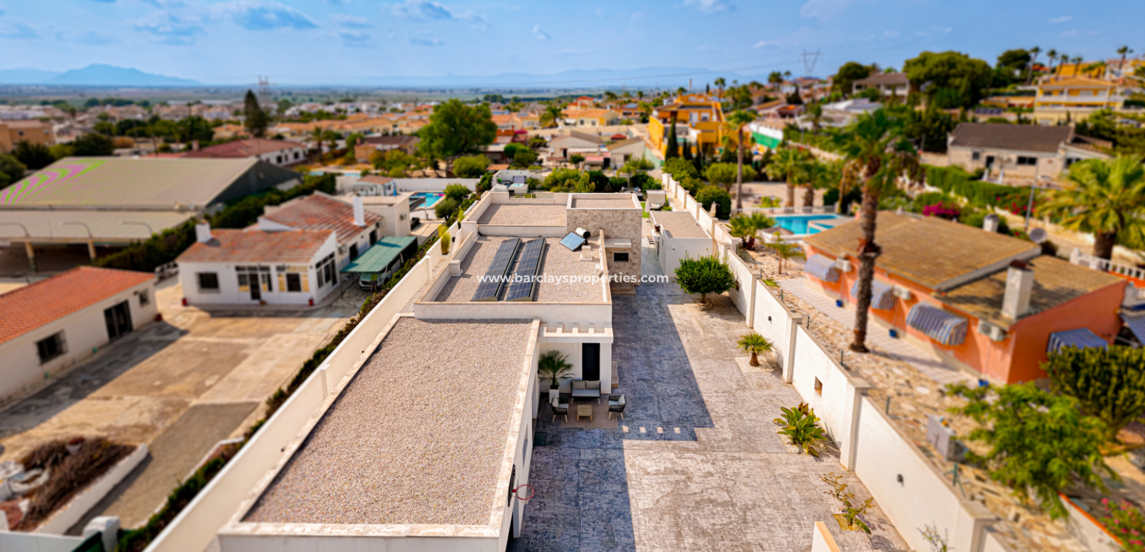 Wederverkoop - Vrijstaande Villa - Urb. La Marina