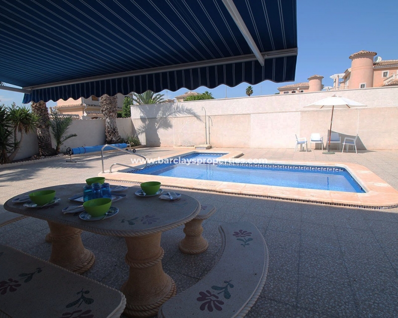 Wederverkoop - Vrijstaande Villa - Urb. La Marina