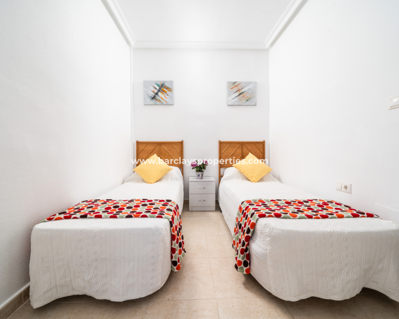 Wederverkoop - Vrijstaande Villa - Urb. La Marina