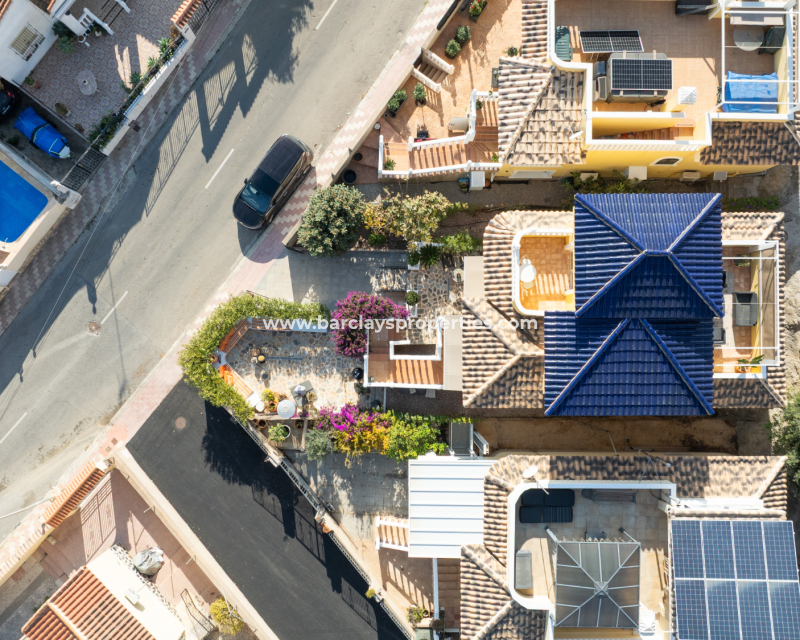 Wederverkoop - Vrijstaande Villa - Urb. La Marina