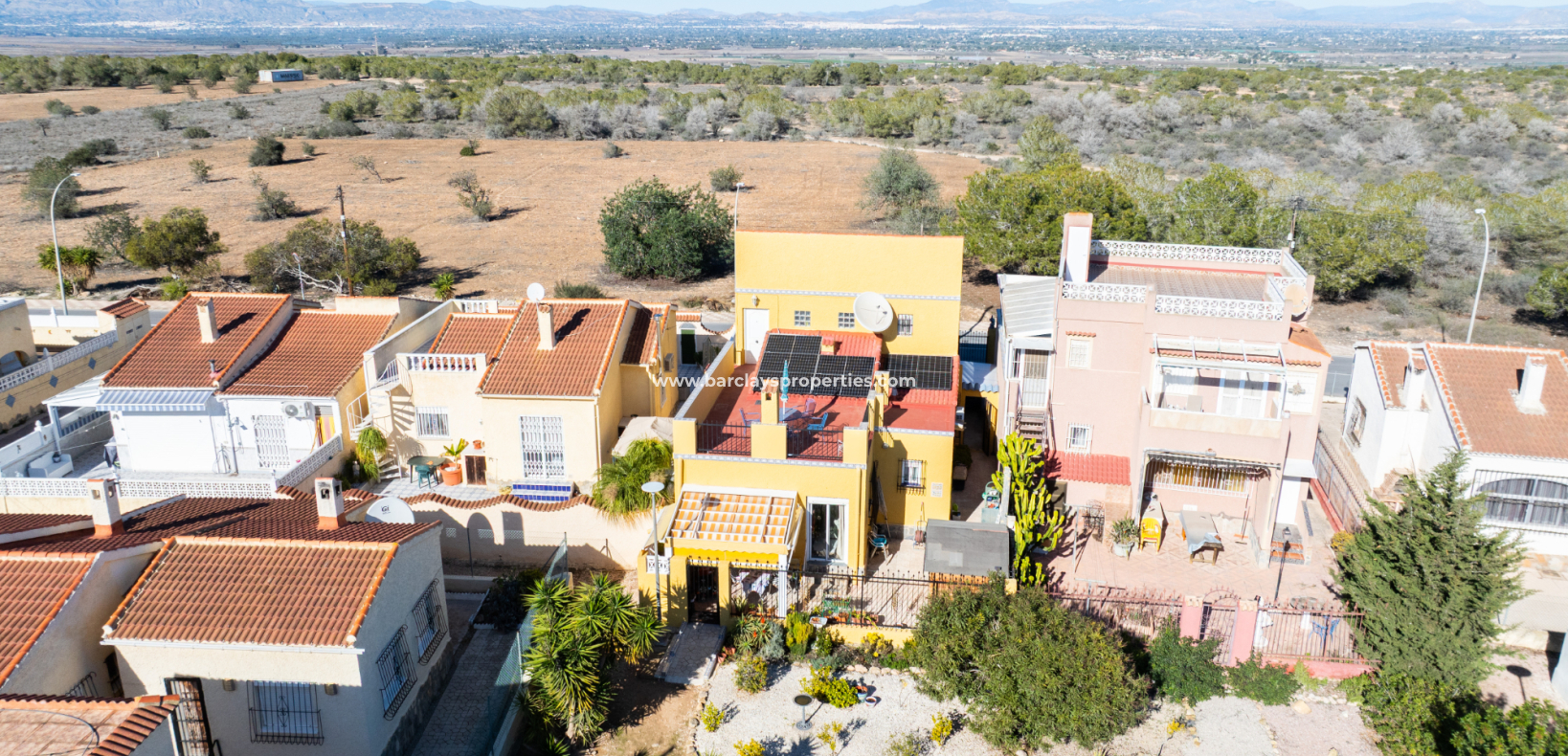 Wederverkoop - Vrijstaande Villa - Urb. La Marina