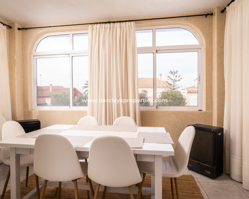 Wederverkoop - Vrijstaande Villa - Urb. La Marina