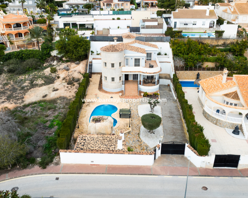 Wederverkoop - Vrijstaande Villa - Urb. La Marina