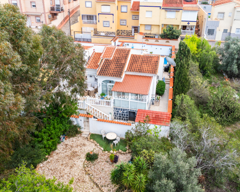 Wederverkoop - Vrijstaande Villa - Urb. La Marina